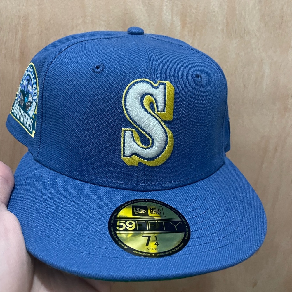 Myfitteds Seattle mariners MLB 30th anniversary size 7 1/4 new era fitted brand